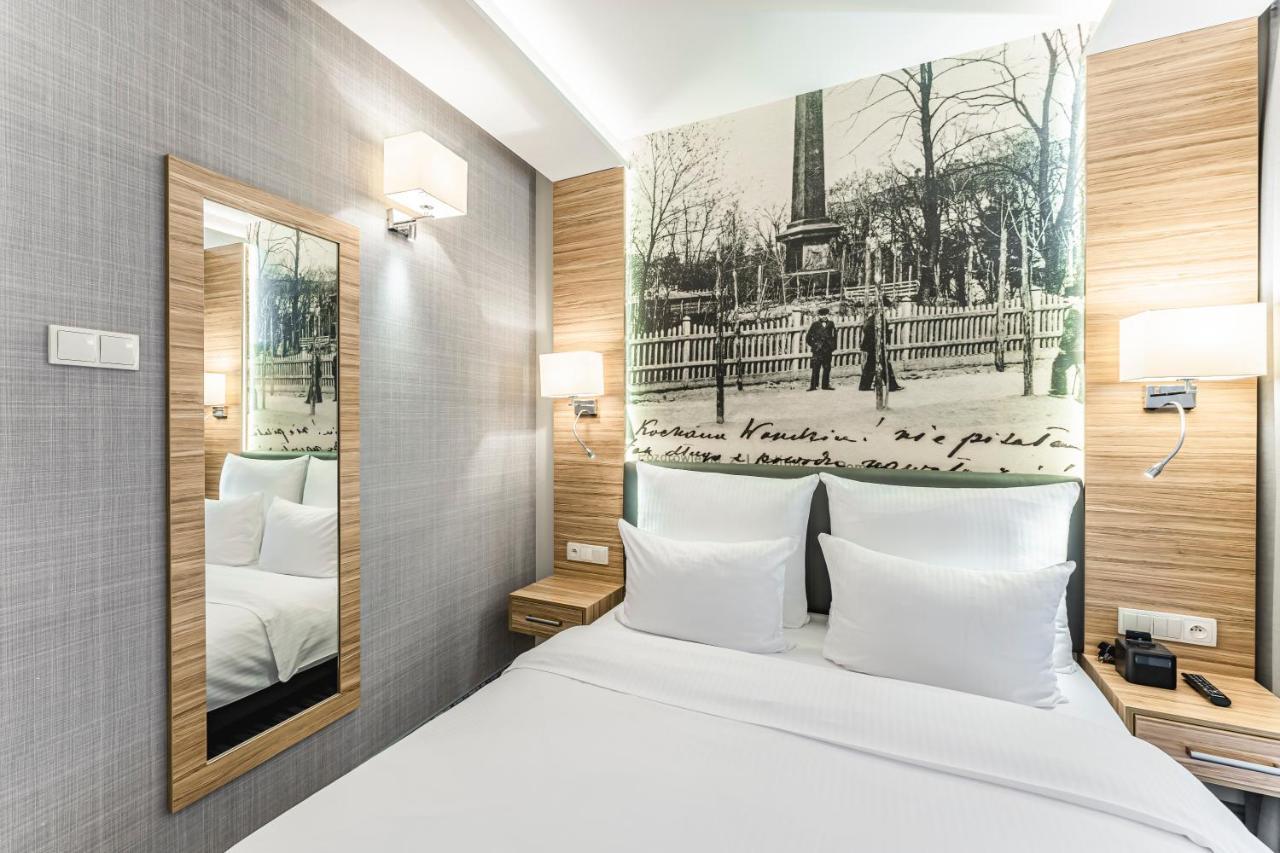 Hotel Wieniawski Люблин Экстерьер фото