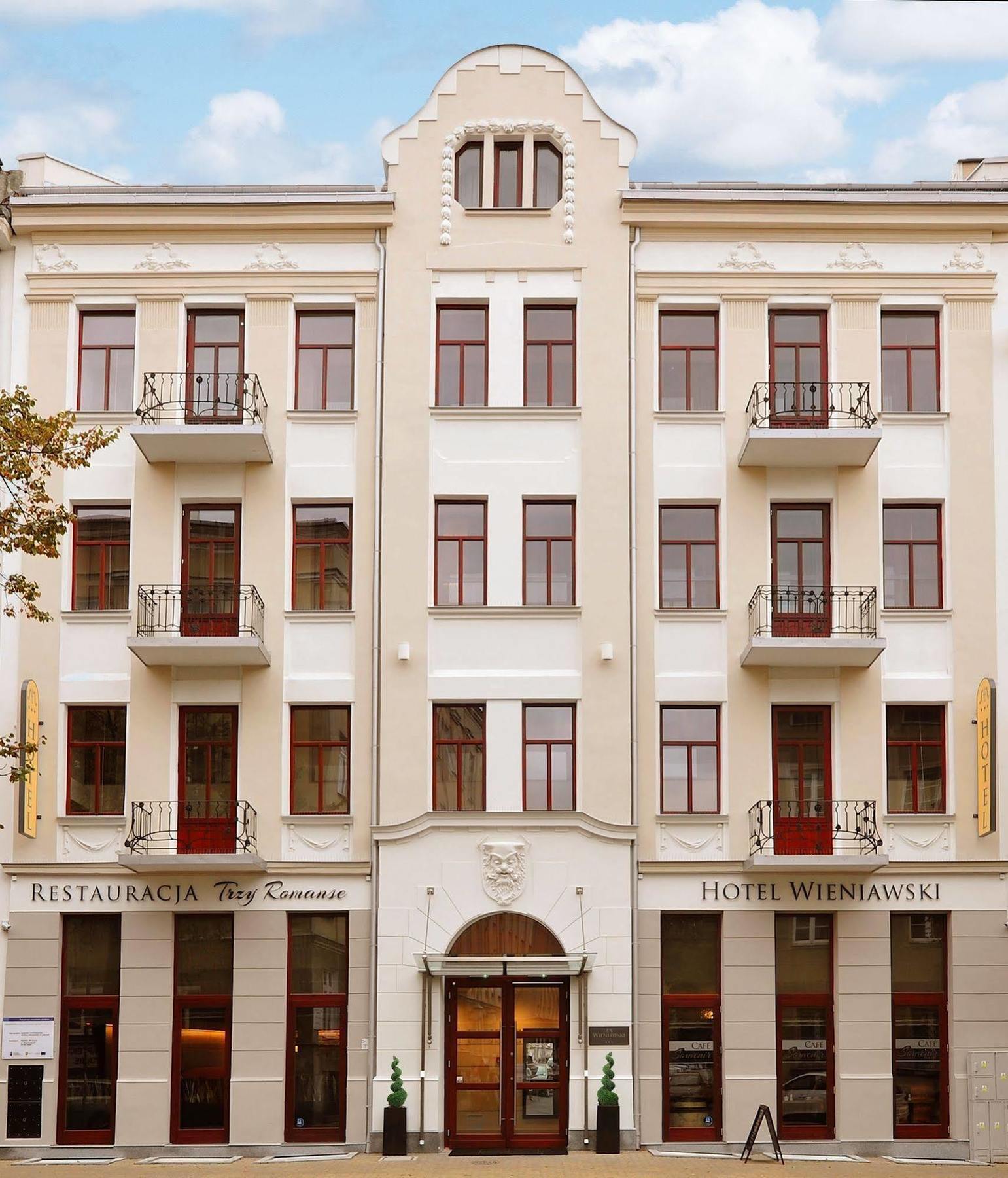 Hotel Wieniawski Люблин Экстерьер фото